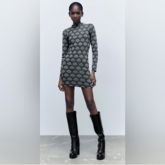 ZARA NWT Seamless Jacquard Shell Mock Neck Long Sleeved Stretch Knit Mini XS-S - Picture 3 of 13